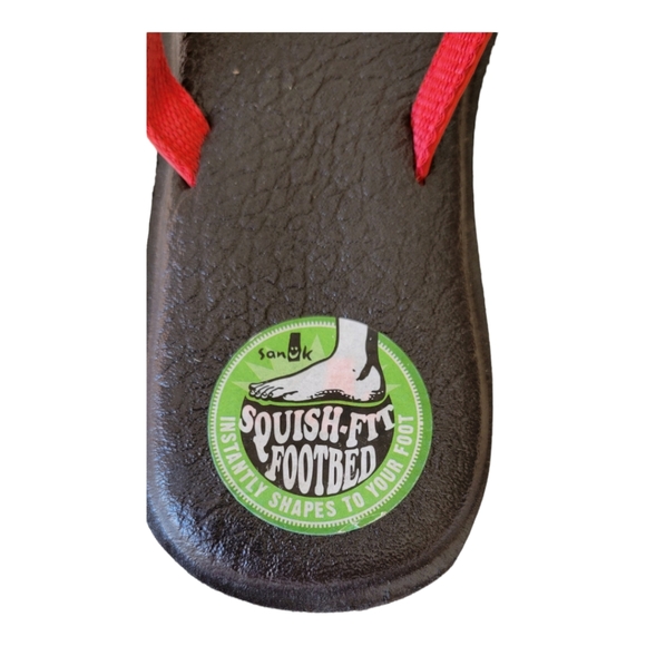 SANUK Size 5 Red Leather Yoga Mat Bottom Flip Flops - Picture 2 of 5